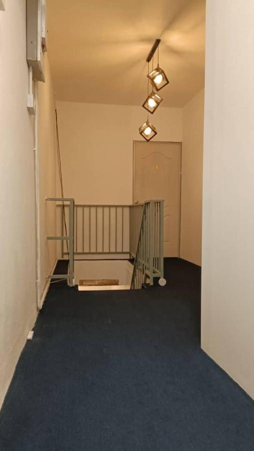 246Housecafe Hostel Джордж Таун Екстериор снимка
