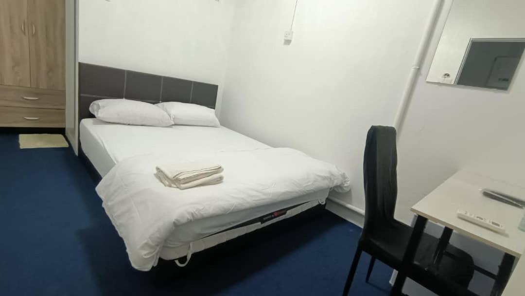 246Housecafe Hostel Джордж Таун Екстериор снимка